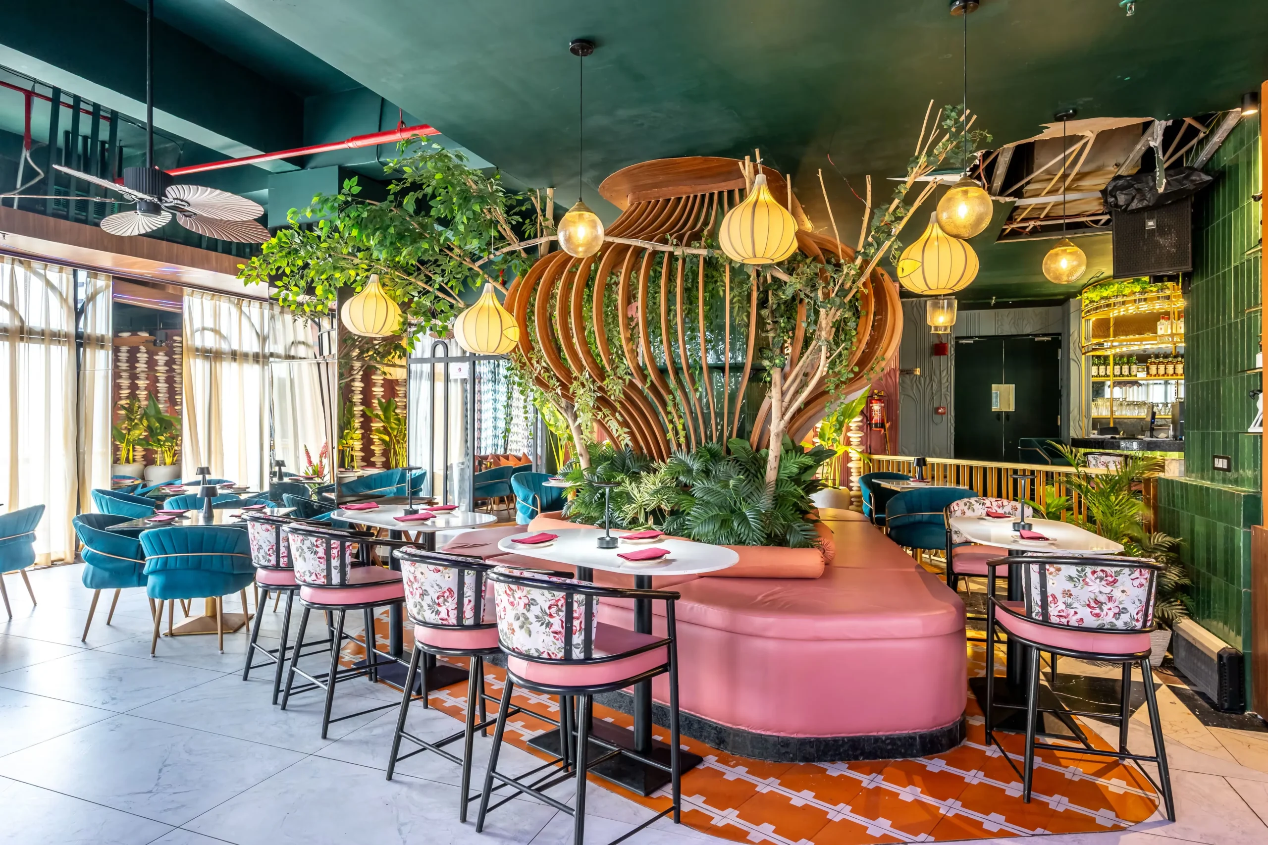 Restaurant ambience 1