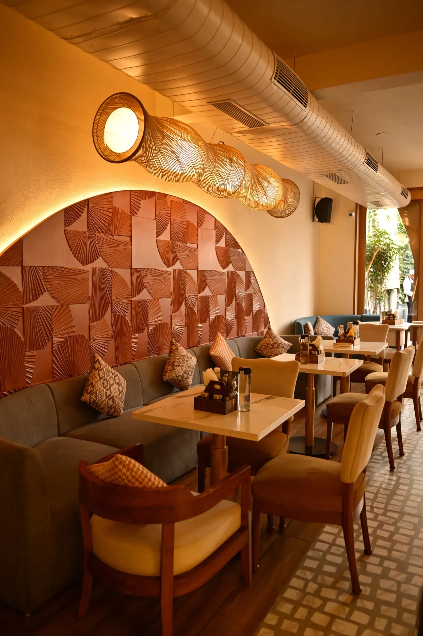 Restaurant ambience 4