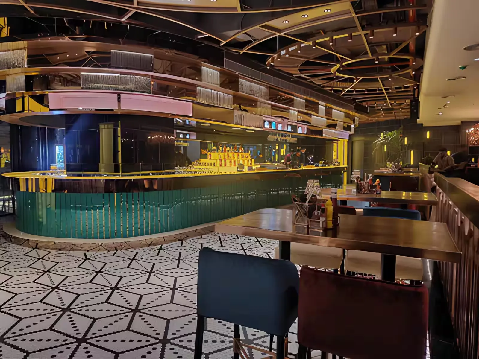 Restaurant ambience 3