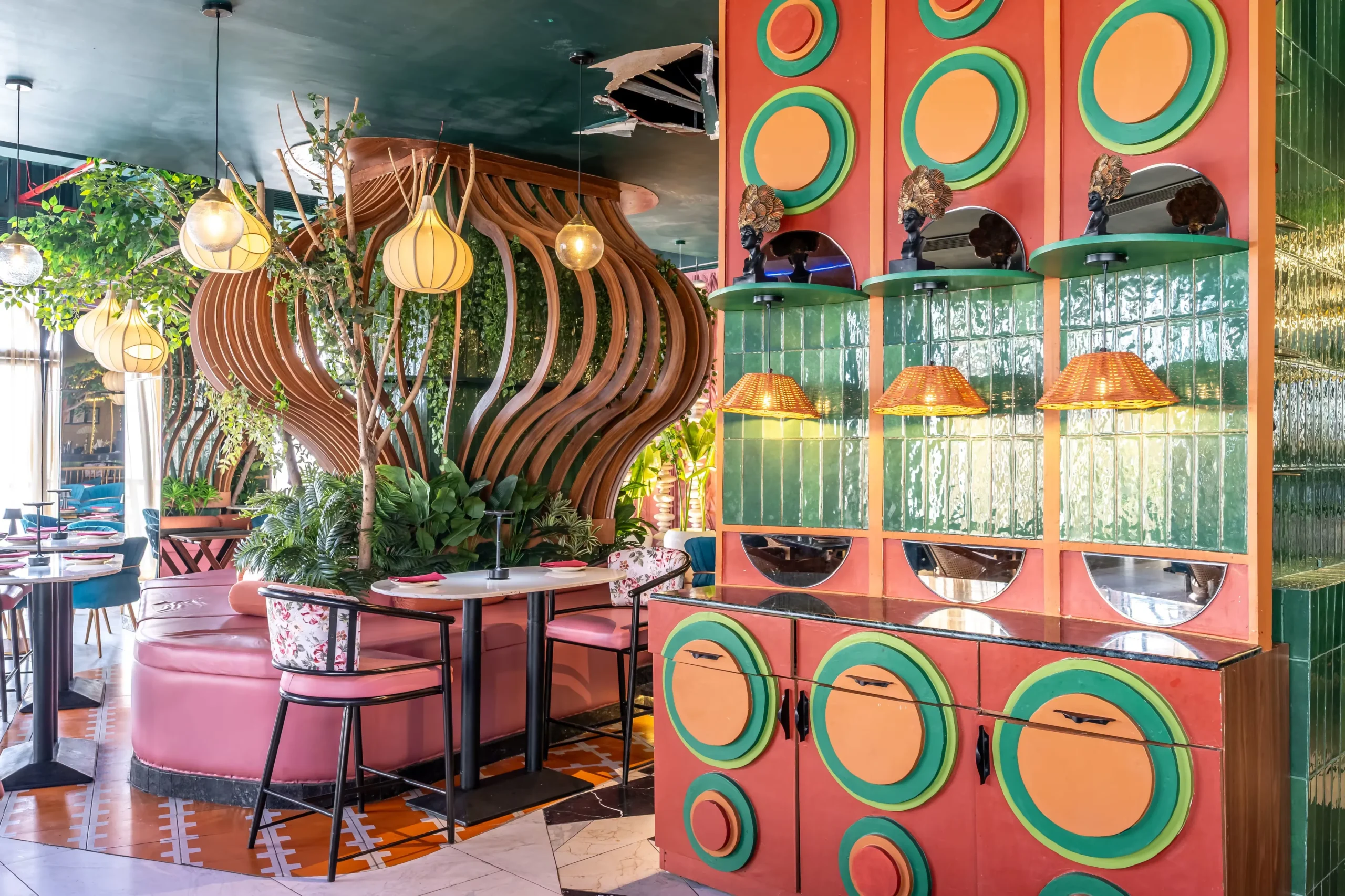 Restaurant ambience 4
