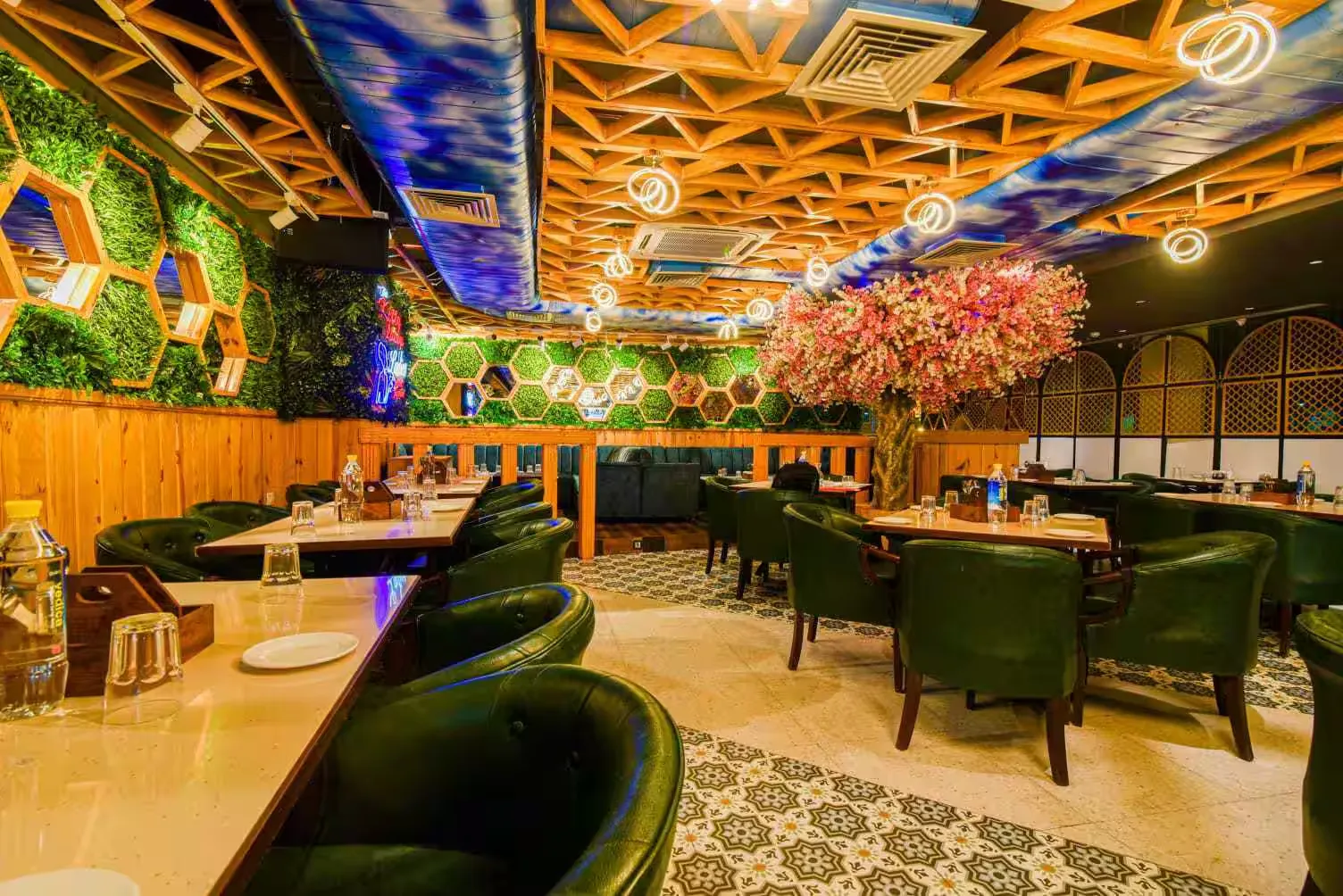 Restaurant ambience 2