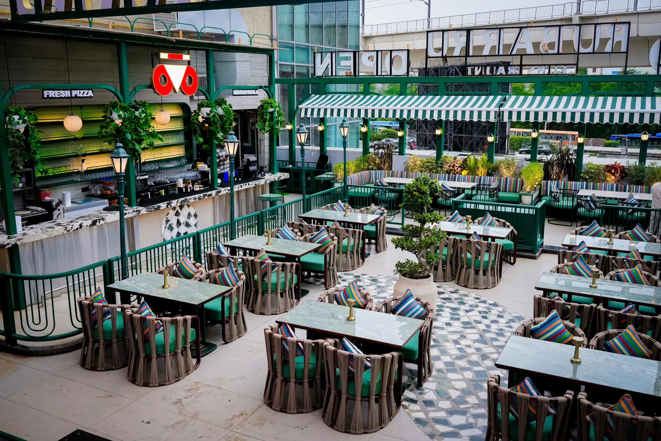 Restaurant ambience 2