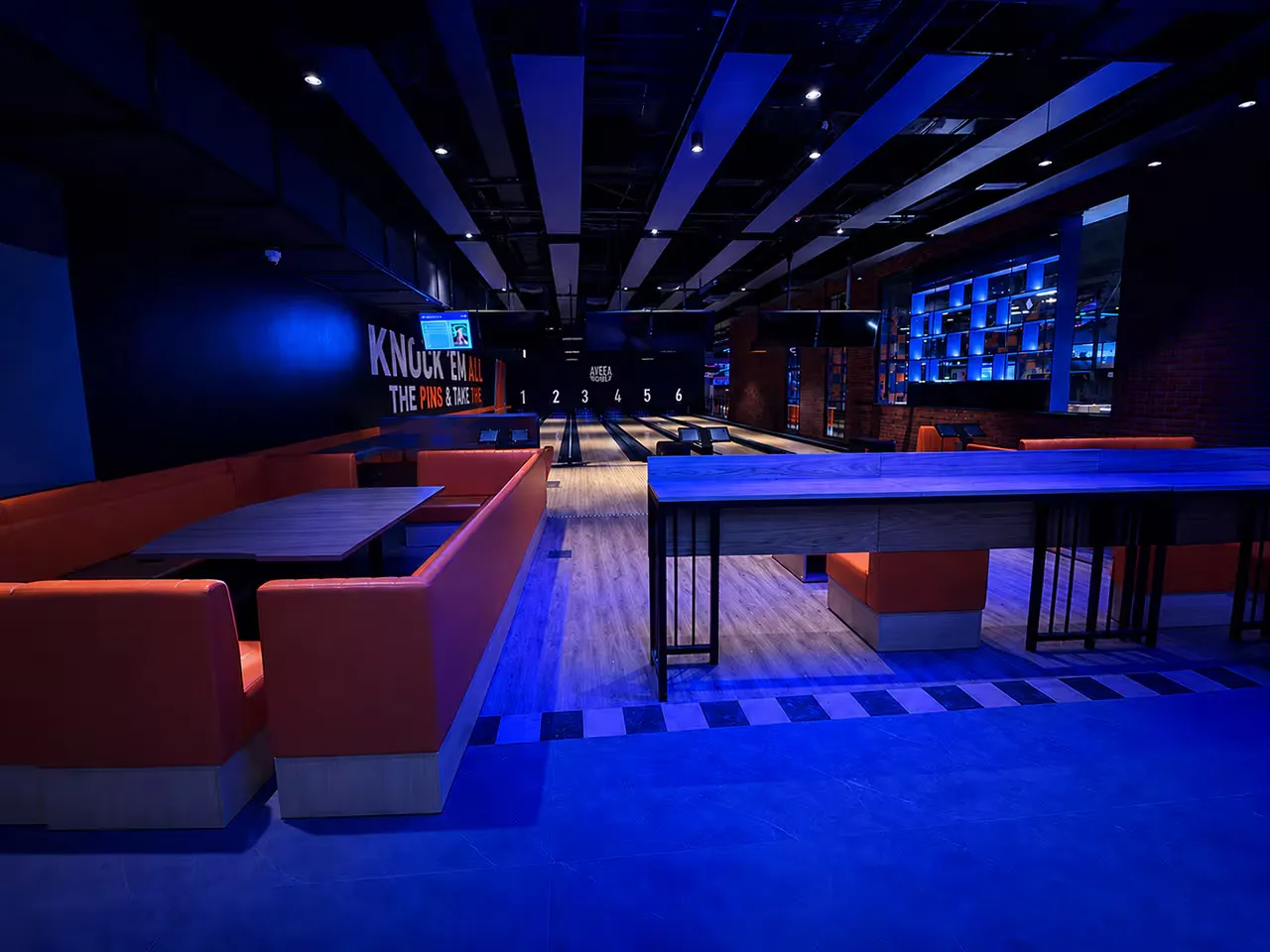 Restaurant ambience 2