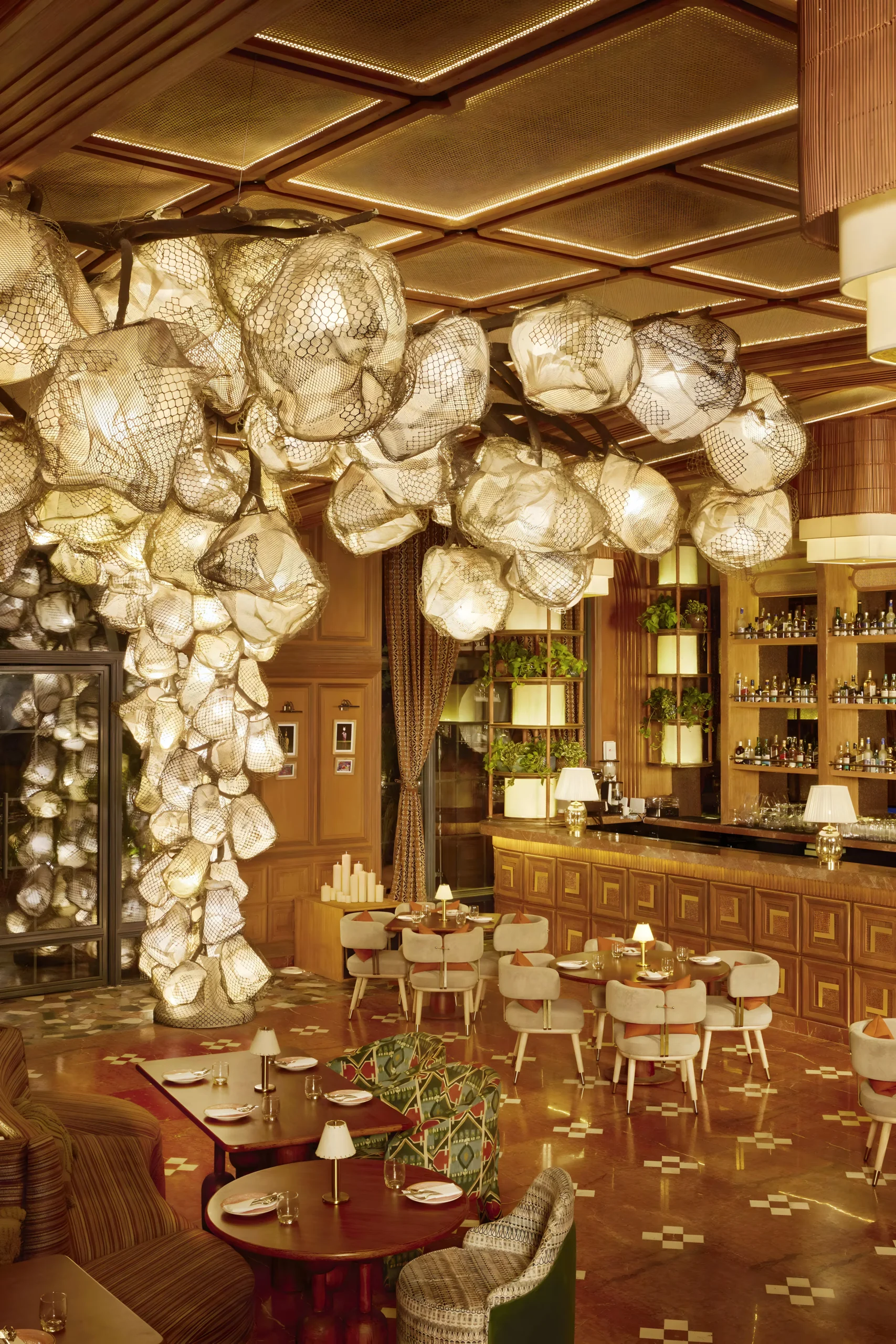 Restaurant ambience 3