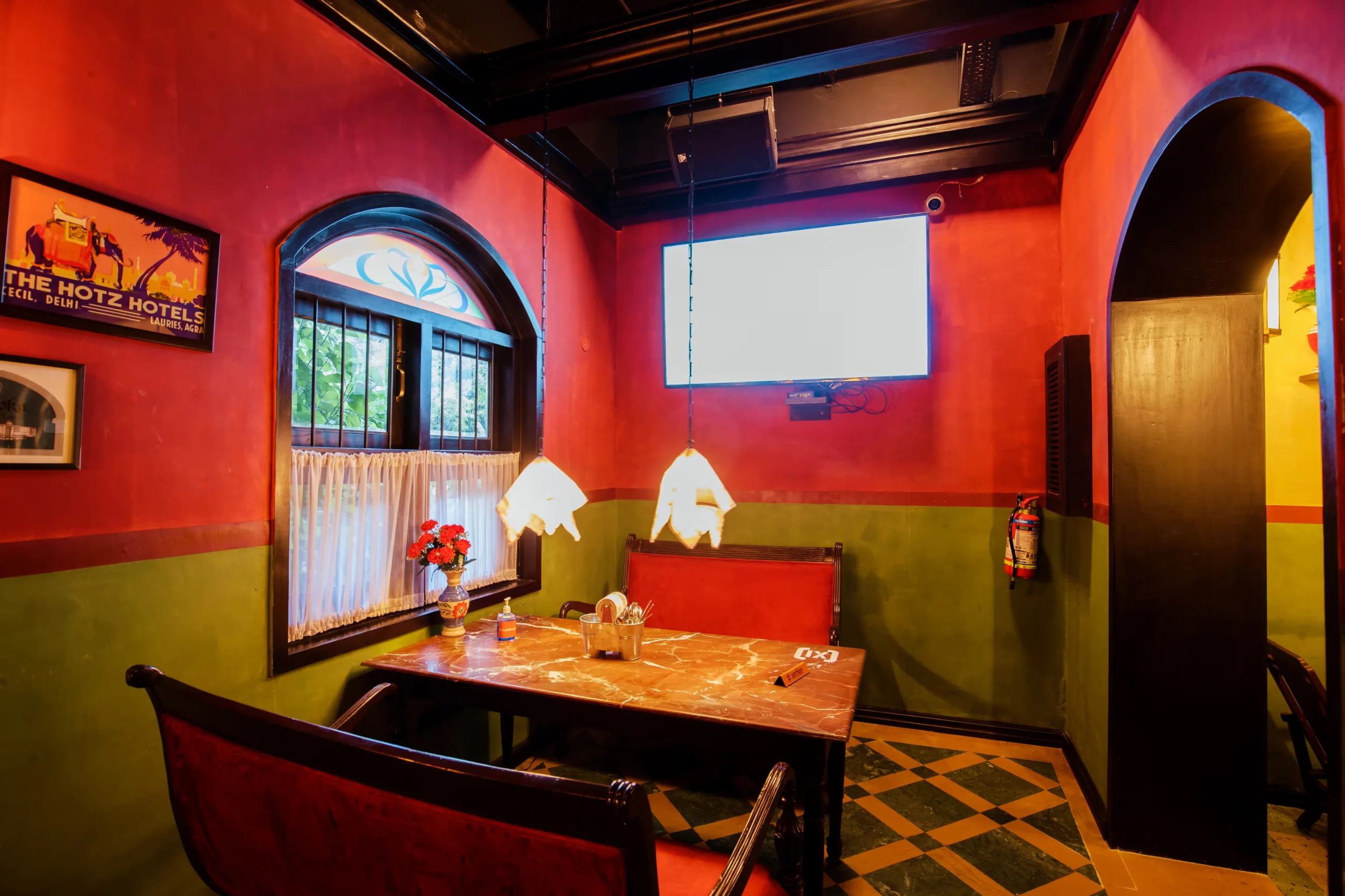 Restaurant ambience 2